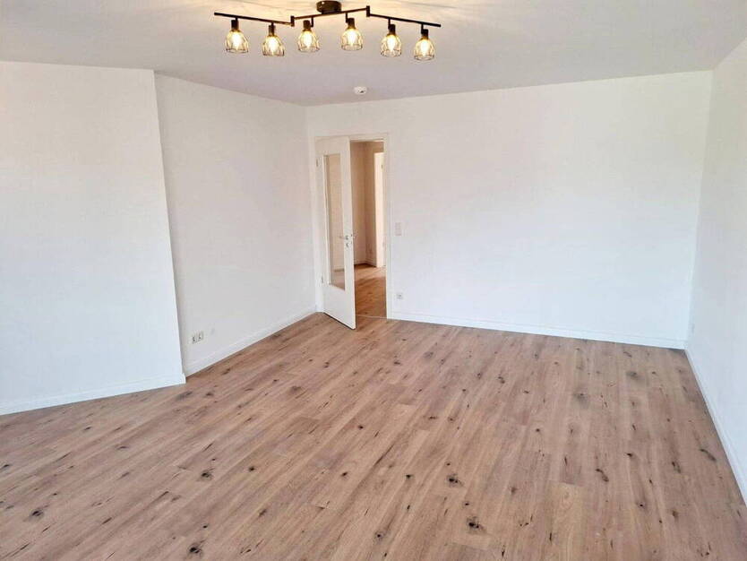 Renoviert: Stilvolle 2-Zimmer-Wohnung m. Balkon in Grünau - Ruhig, Modern und Zentrumsnah - neue EBK