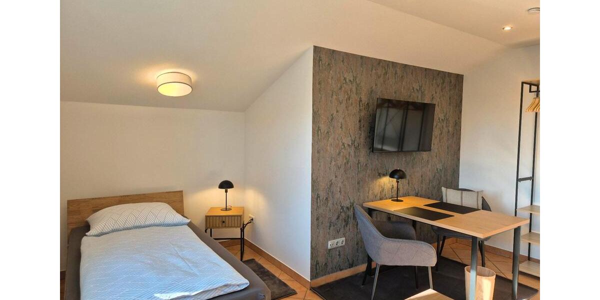 Dachgeschoßwohnung Bredstedt - 1 Zimmer, 25 m&sup2;, 950&euro; | Angebot:26299091