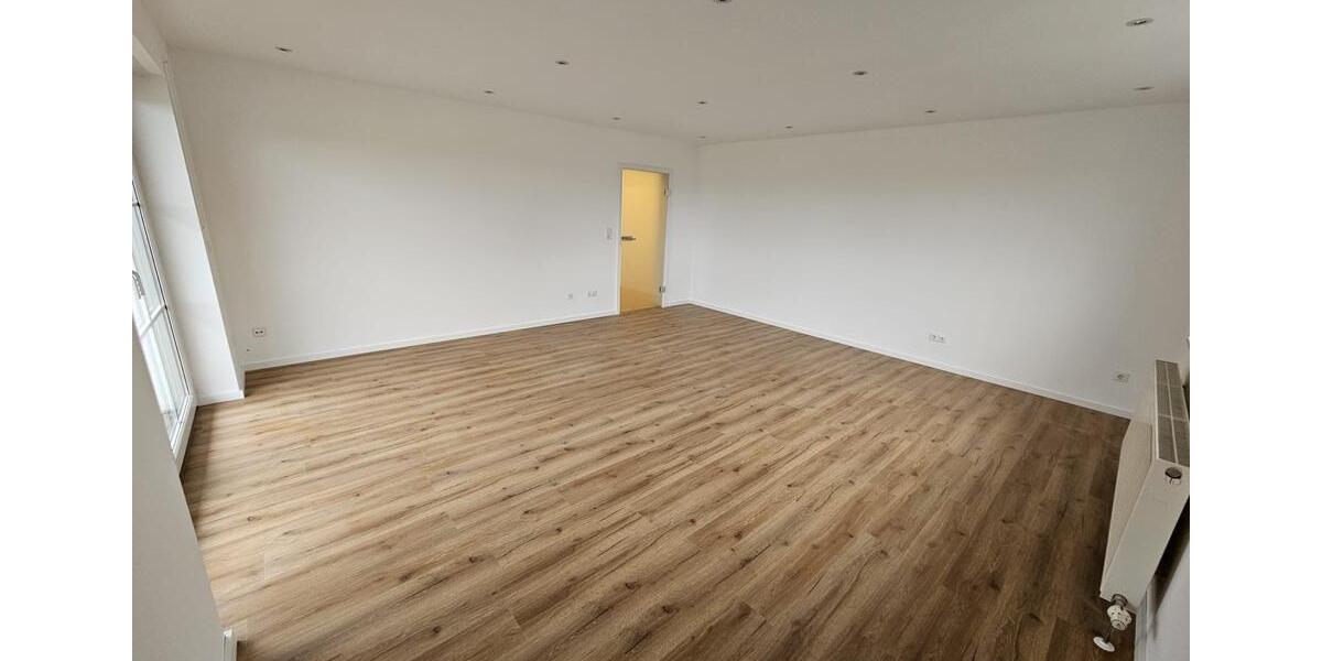 Erdgeschoßwohnung Kümmersbruck - 3 Zimmer, 100 m&sup2;, 820&euro; | Angebot:25173840