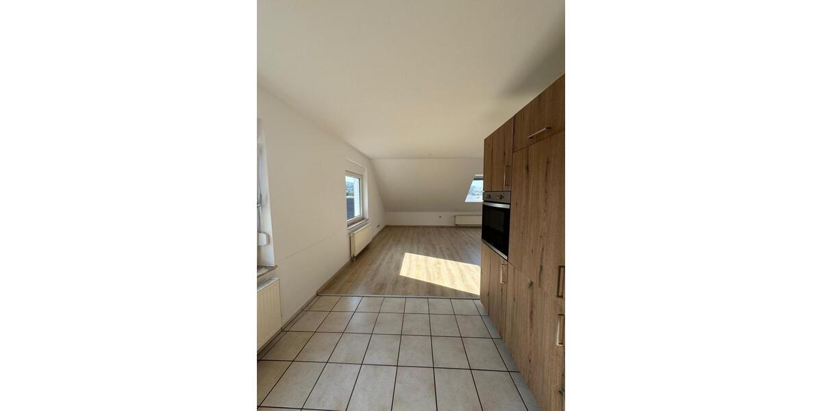 Dachgeschoßwohnung Göttingen Oststadt - 2.5 Zimmer, 73 m&sup2;, 650&euro; | Angebot:25960201