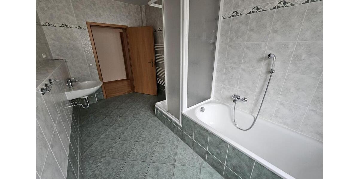 Etagenwohnung Eberswalde Brandenburgisches Viertel - 4 Zimmer, 106 m&sup2;, 1.160&euro; | Angebot:26492625