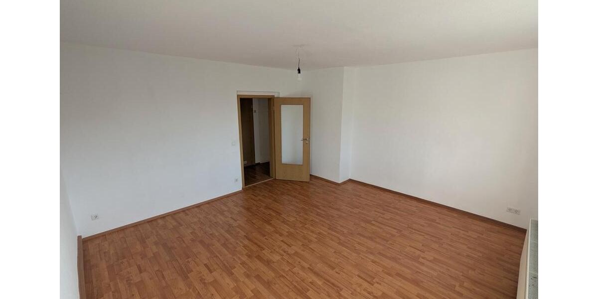 Etagenwohnung Zeitz - 3 Zimmer, 61 m&sup2;, 430&euro; | Angebot:26532605