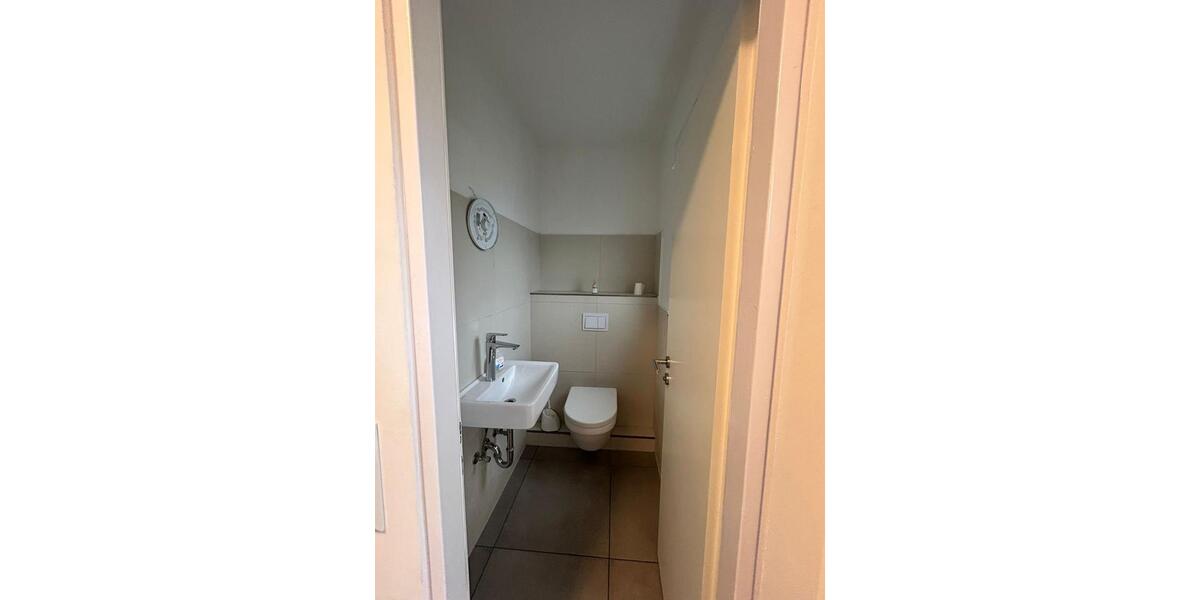 Einfamilienhaus Ronnenberg - 6 Zimmer, 200 m&sup2;, 2.800&euro; | Angebot:26653263