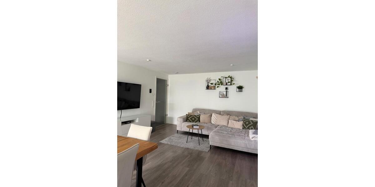 Etagenwohnung Öhringen - 3 Zimmer, 88 m&sup2;, 1.100&euro; | Angebot:26501993
