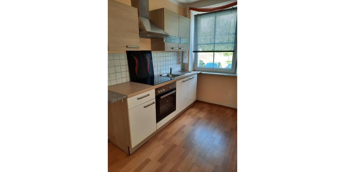 Hochparterre Waldsassen - 2 Zimmer, 45 m&sup2;, 320&euro; | Angebot:25827655