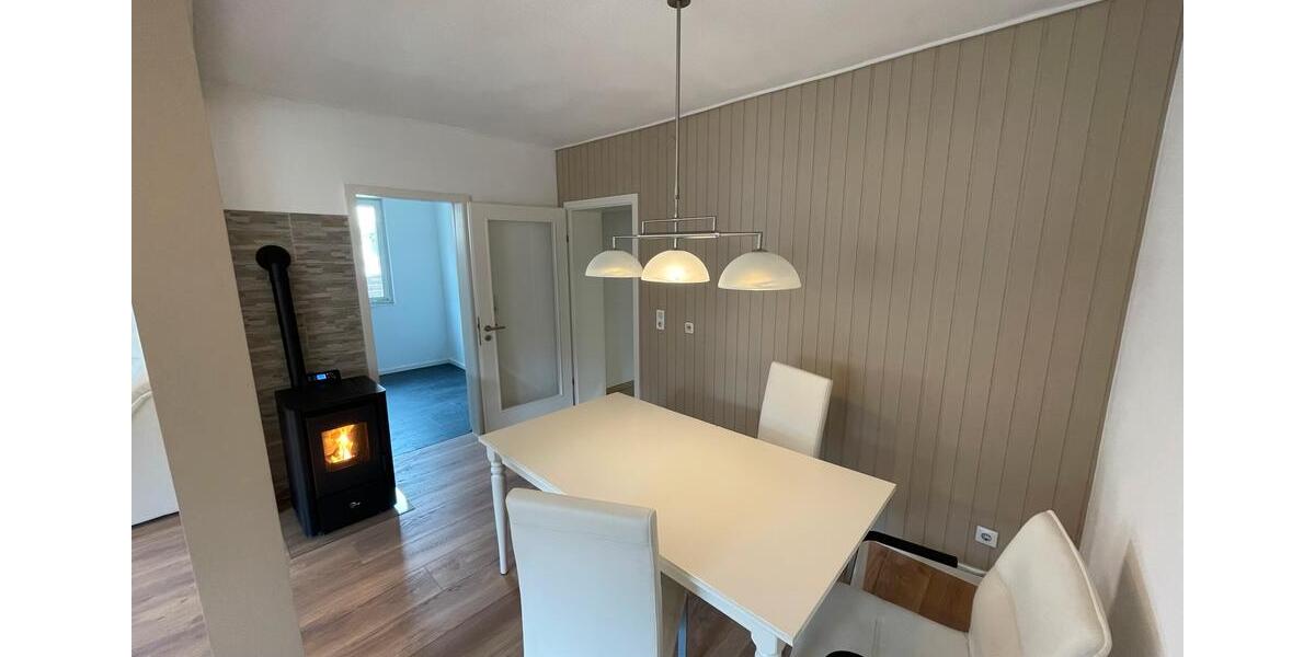 Einfamilienhaus Neckargerach - 5 Zimmer, 78 m&sup2;, 870&euro; | Angebot:26611085