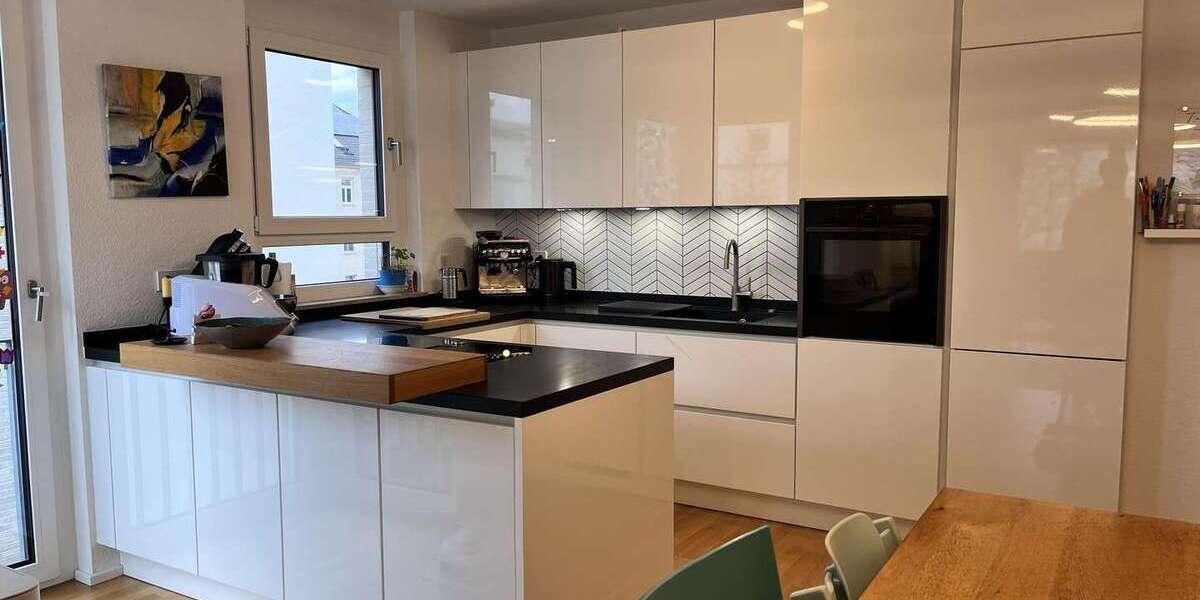 Etagenwohnung Esslingen Hegensberg - 4 Zimmer, 102 m&sup2;, 1.750&euro; | Angebot:26099954