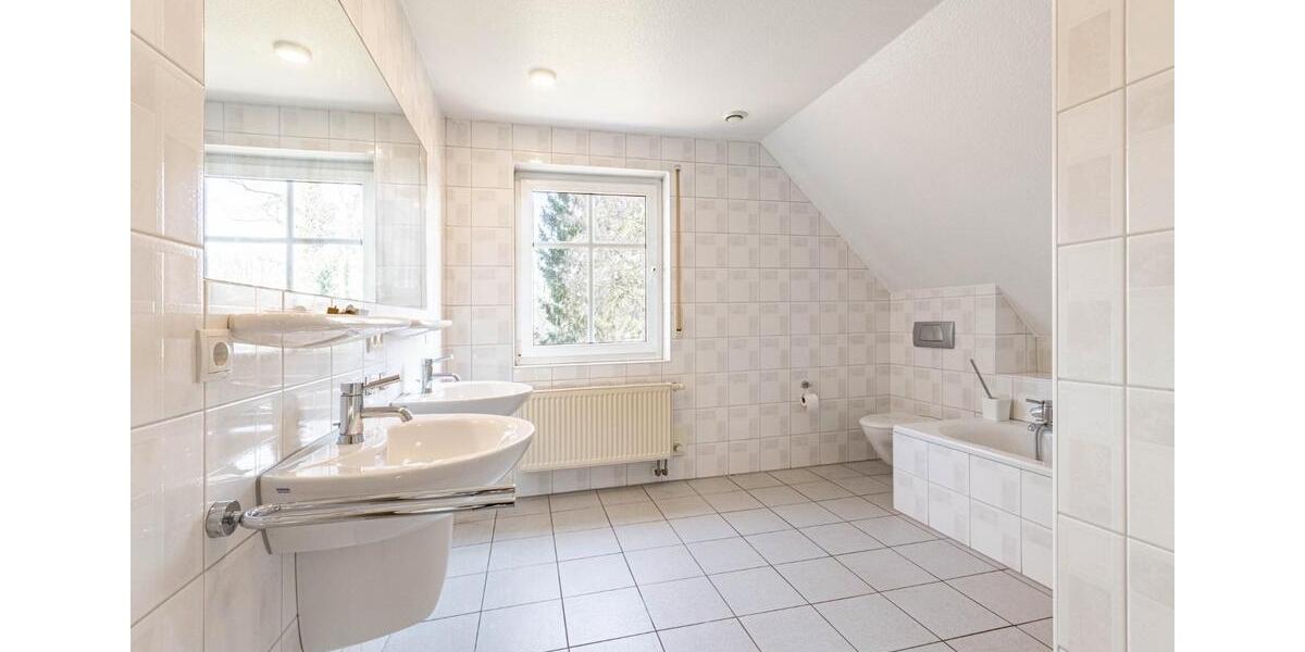 Einfamilienhaus Papenburg - 6 Zimmer, 150 m&sup2;, 1.470&euro; | Angebot:26345706
