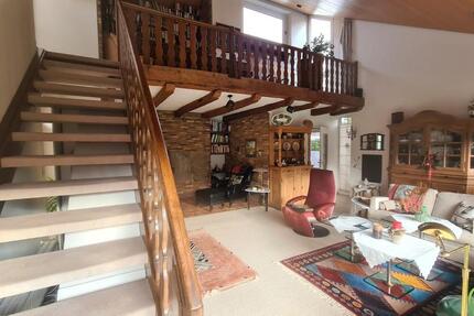 Helle Erdgeschosswohnung (148 m²) mit Garten, Terrasse, Kamin 4 zimmer