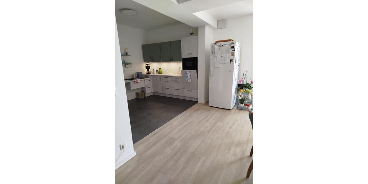 Wohnen auf Zeit Sarstedt - 5 Zimmer, 16 m&sup2;, 600&euro; | Angebot:21847071