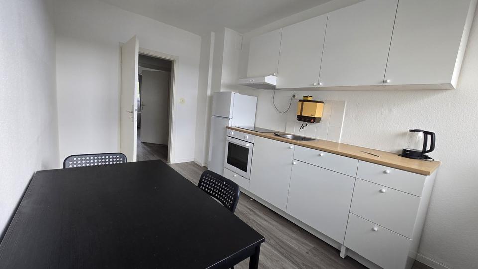 Wohnen auf Zeit Krefeld - 4 Zimmer, 80 m&sup2;, 525&euro; | Angebot:25550412