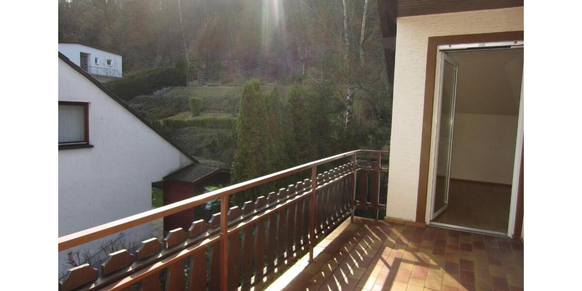 Dachgeschoßwohnung Bad Schwalbach - 3 Zimmer, 94 m&sup2;, 750&euro; | Angebot:25991168