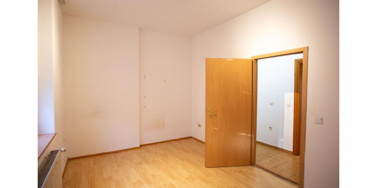große 5 Zimmer Wohnung im HP mit Sauna und 2 WC 5 zimmer