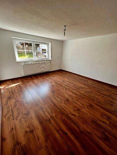 Erdgeschoßwohnung Gunzenhausen - 4 Zimmer, 124 m&sup2;, 965&euro; | Angebot:26429646