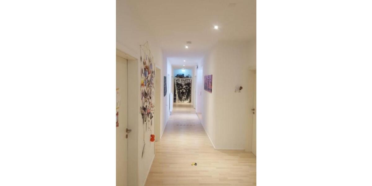 Wohnen auf Zeit Waldstetten - 11 Zimmer, 325&euro; | Angebot:22277457