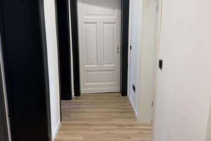 Wohnung Duisburg Duisburg-Mitte - 1 Zimmer, 30 m&sup2;, 379&euro; | Angebot:27032749