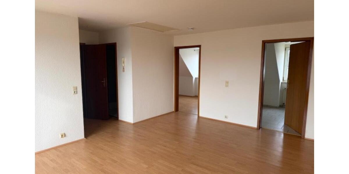 Dachgeschoßwohnung Parchim - 2 Zimmer, 48 m&sup2;, 410&euro; | Angebot:25868137