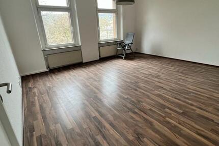 Haus oberste Etage selbst fertig machen Zi 3 Kü4xBad 160-240qm 10 zimmer