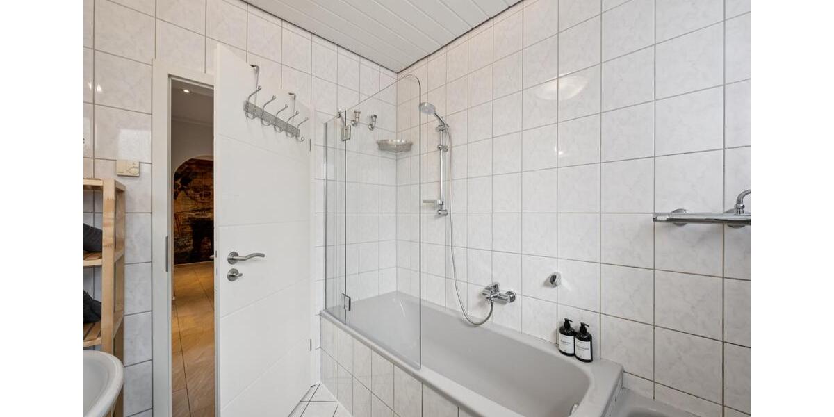 Wohnen auf Zeit Lünen Alstedde - 4 Zimmer, 125 m&sup2;, 16&euro; | Angebot:25566602