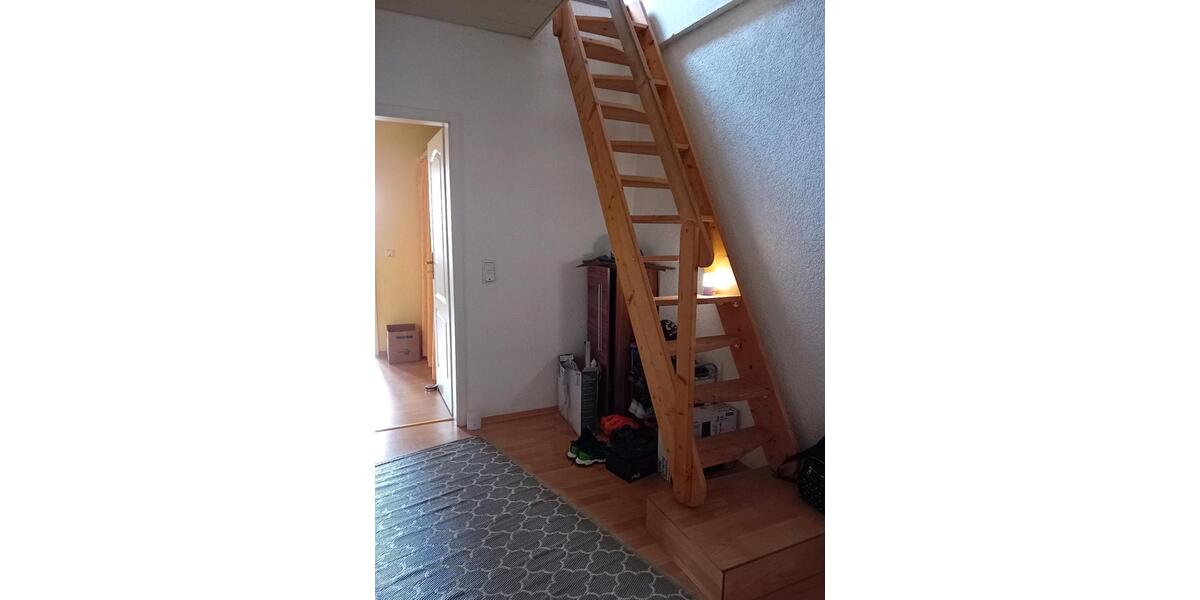 Dachgeschoßwohnung Eppelborn - 3 Zimmer, 75 m&sup2;, 690&euro; | Angebot:26215945