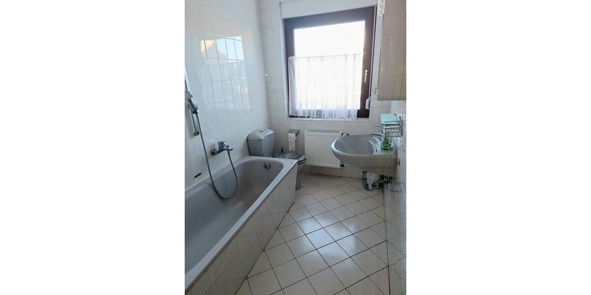 Einfamilienhaus Storkow (Mark) - 3 Zimmer, 100 m&sup2;, 1.200&euro; | Angebot:25080886