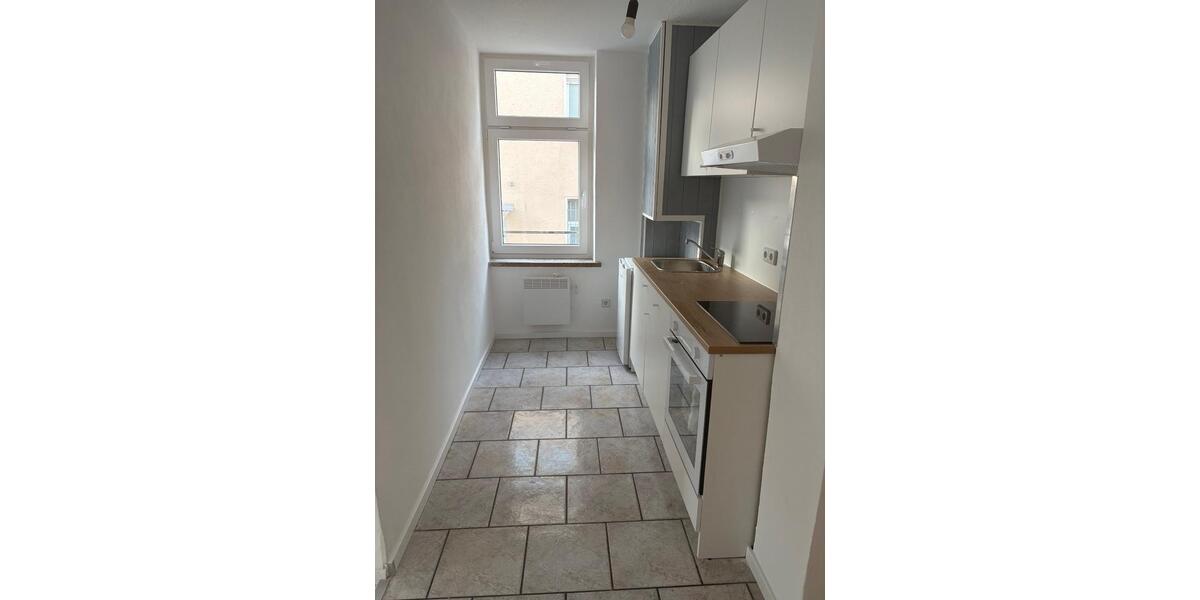 Etagenwohnung Limbach-Oberfrohna Oberfrohna - 2 Zimmer, 65 m&sup2;, 390&euro; | Angebot:26695177