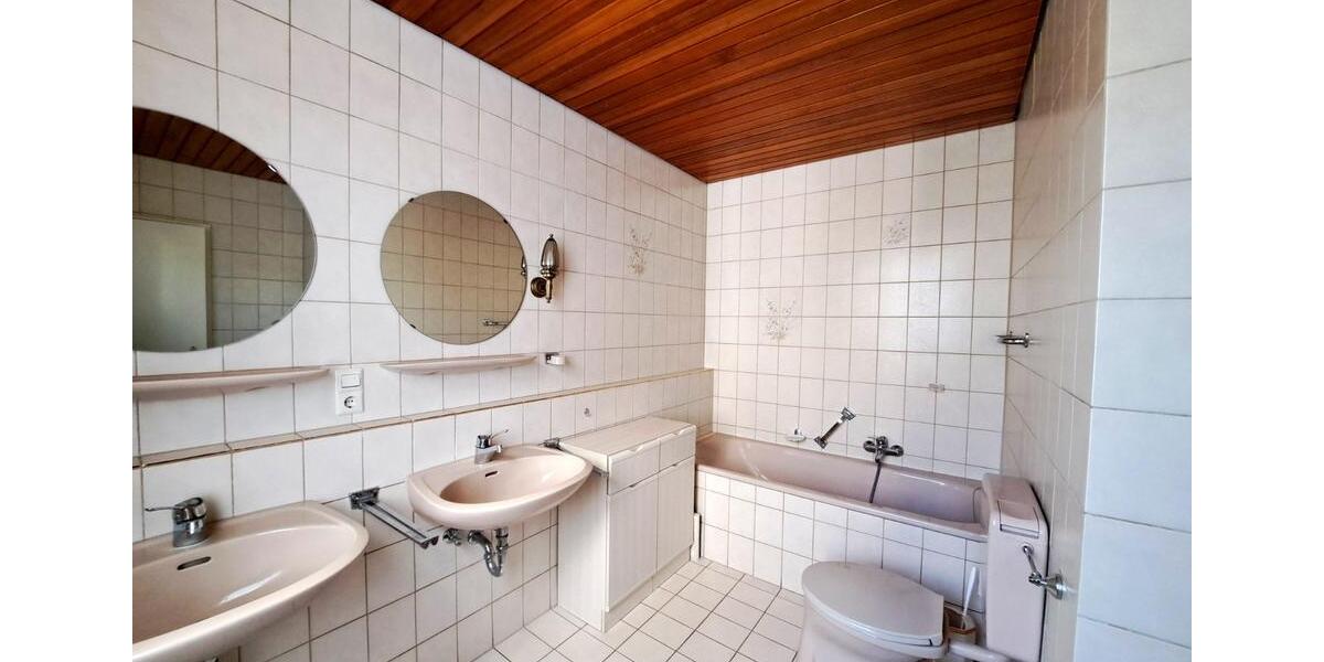 Etagenwohnung Baden-Baden Balg - 3 Zimmer, 103 m&sup2;, 1.250&euro; | Angebot:25948443