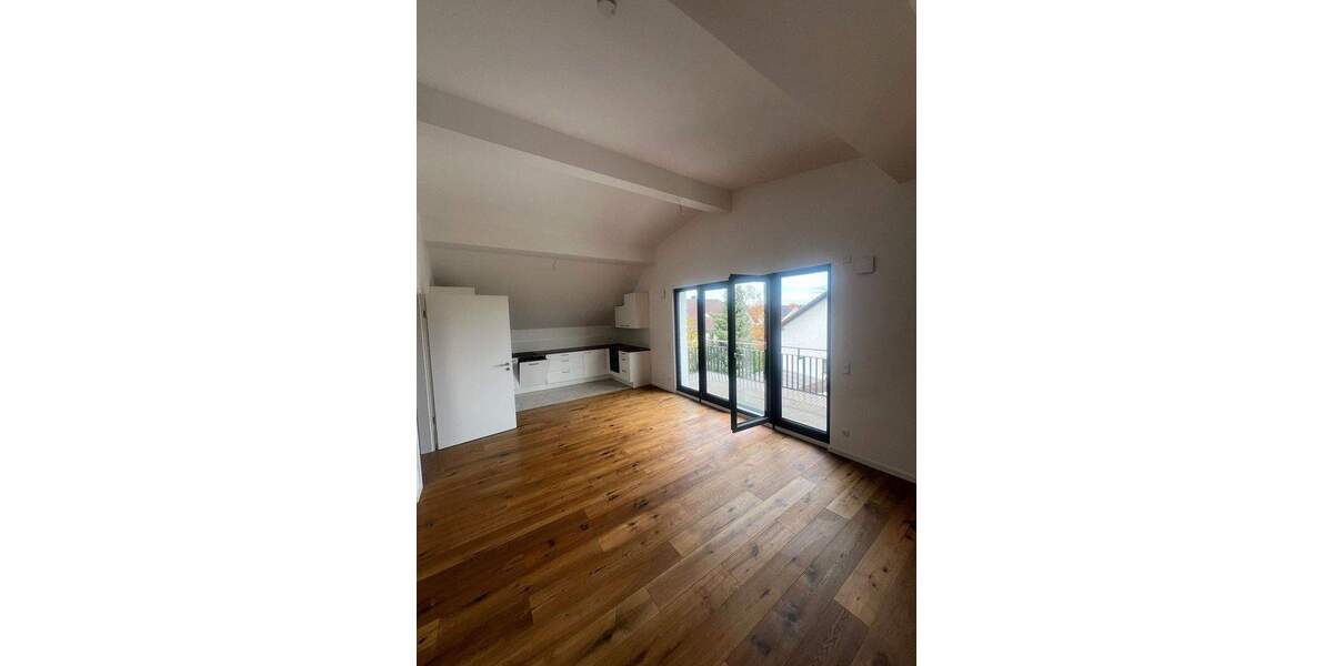 Etagenwohnung Germering Unterpfaffenhofen - 3 Zimmer, 87 m&sup2;, 1.712&euro; | Angebot:25094867