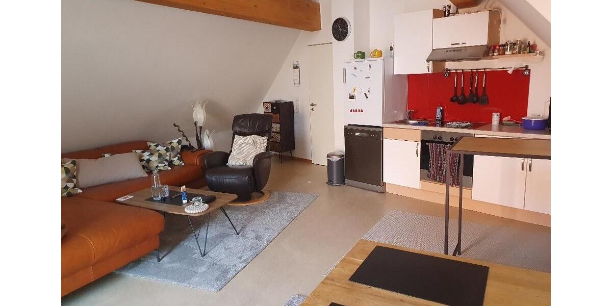 Dachgeschoßwohnung Amberg - 2 Zimmer, 60 m&sup2;, 670&euro; | Angebot:26176809