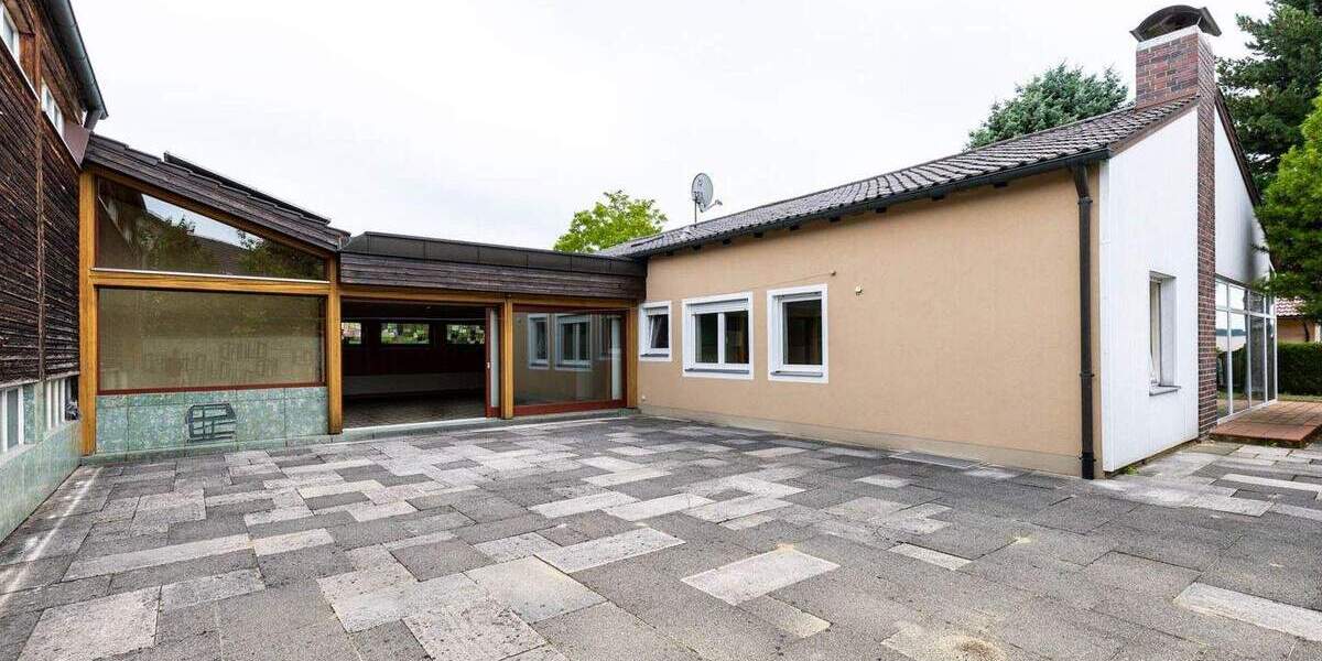 Bungalow Dorfen - 7 Zimmer, 193 m&sup2;, 1.850&euro; | Angebot:24871505