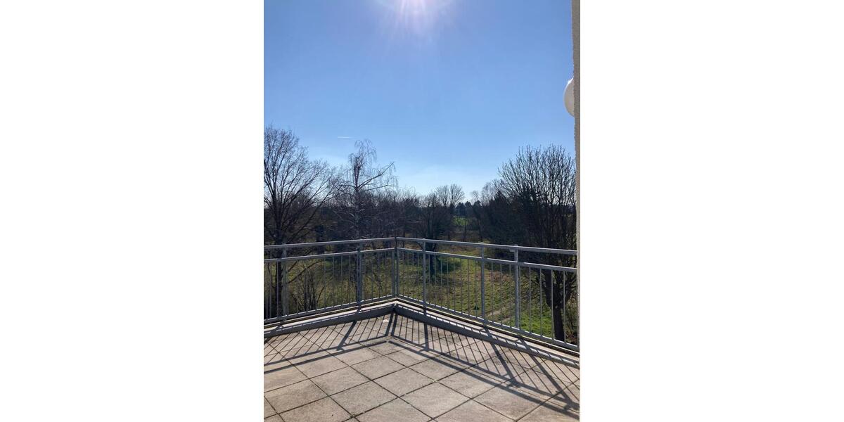 Moderne Penthouse-Gewerbefläche in Feldrandlage in Großostheim 2 zimmer