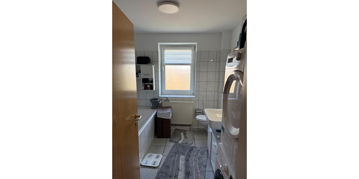 Dachgeschoßwohnung Bückeburg - 3 Zimmer, 89 m&sup2;, 800&euro; | Angebot:26676422