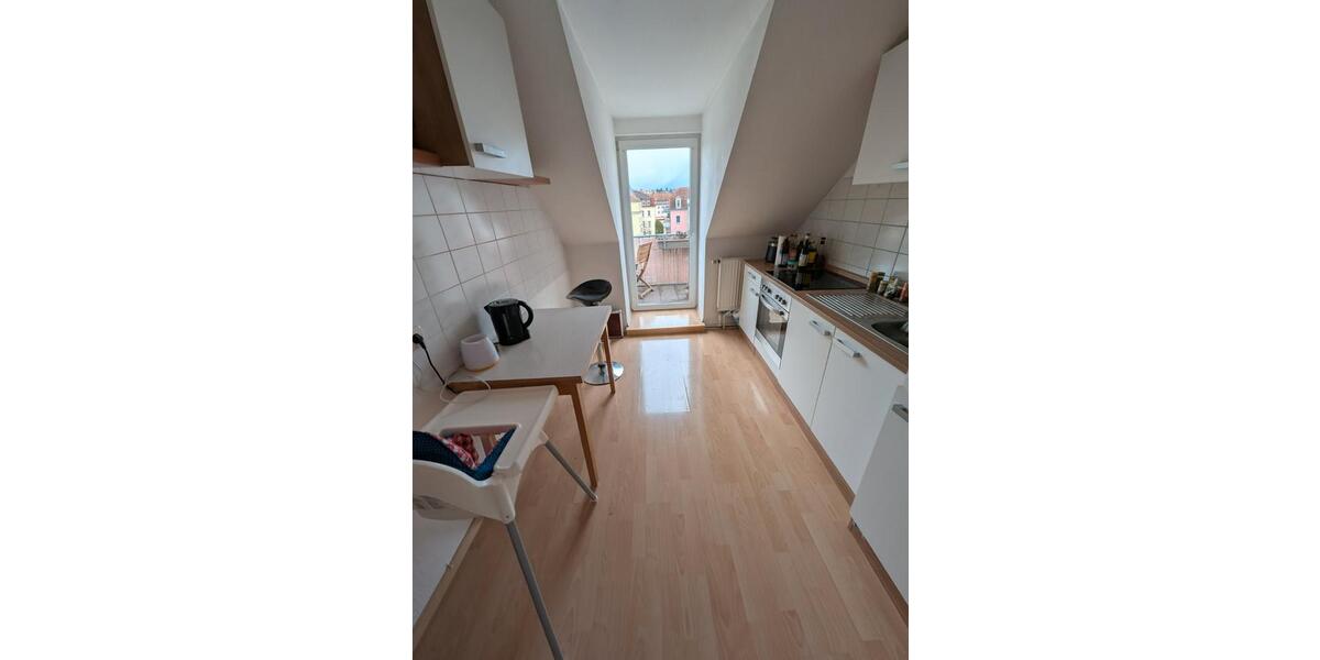 Dachgeschoßwohnung Meißen - 2 Zimmer, 58 m&sup2;, 435&euro; | Angebot:26132941