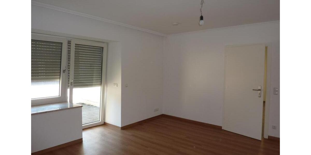Erdgeschoßwohnung Arnschwang - 2 Zimmer, 75 m&sup2;, 630&euro; | Angebot:26144185