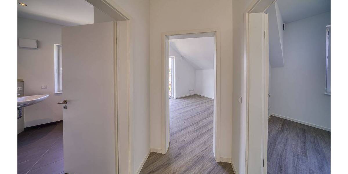 Etagenwohnung Stade Hohenwedel - 5 Zimmer, 122 m&sup2;, 1.595&euro; | Angebot:25968505