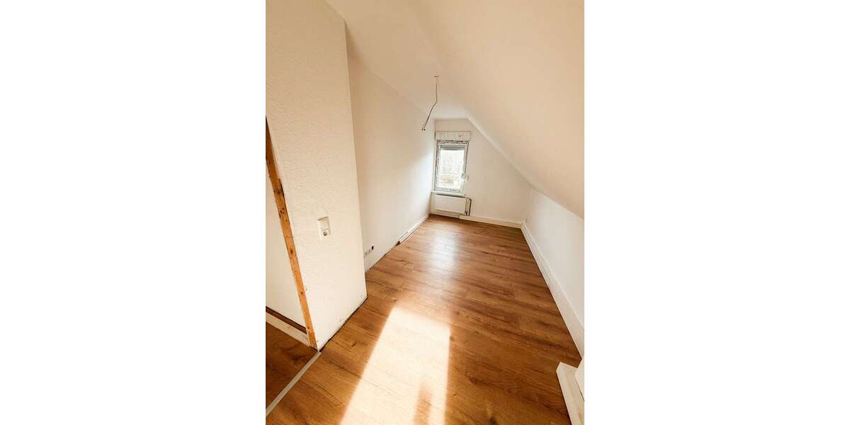 Etagenwohnung Nordrhein-Westfalen - Olpe Olpe - 5 Zimmer, 150 m&sup2;, 1.500&euro; | Angebot:23710225