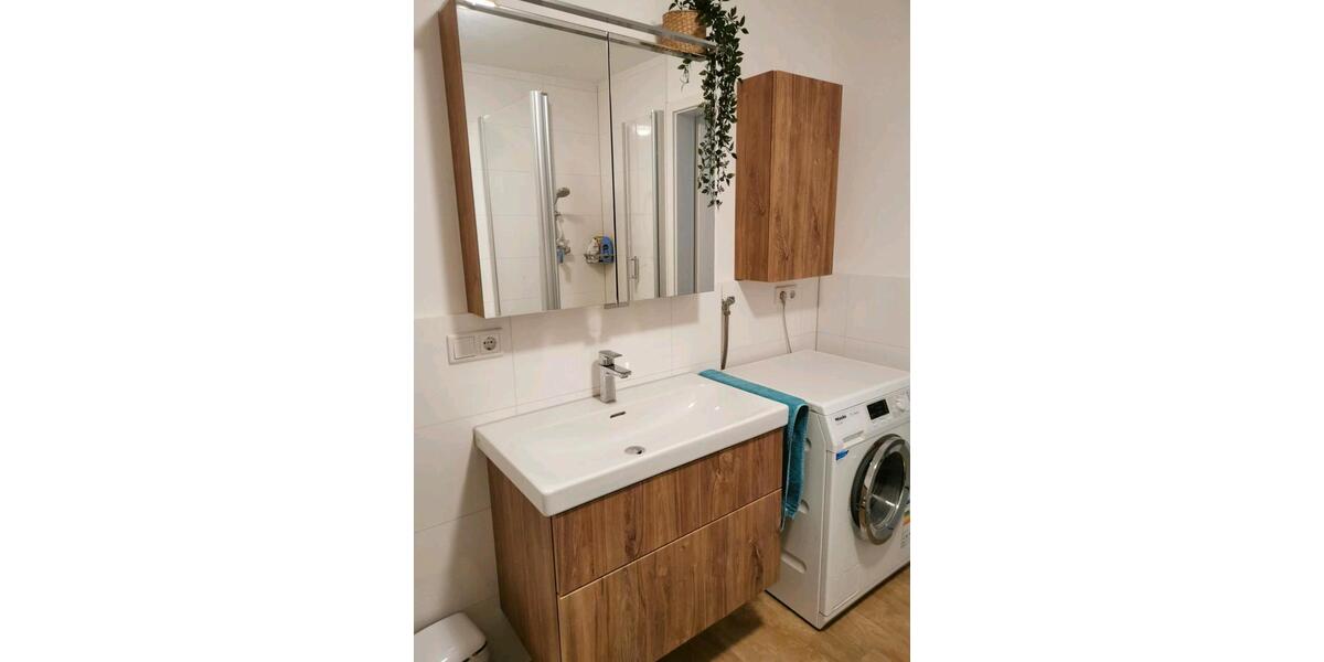 Erdgeschoßwohnung Regensburg Galgenberg - 4 Zimmer, 109 m&sup2;, 1.800&euro; | Angebot:26357926