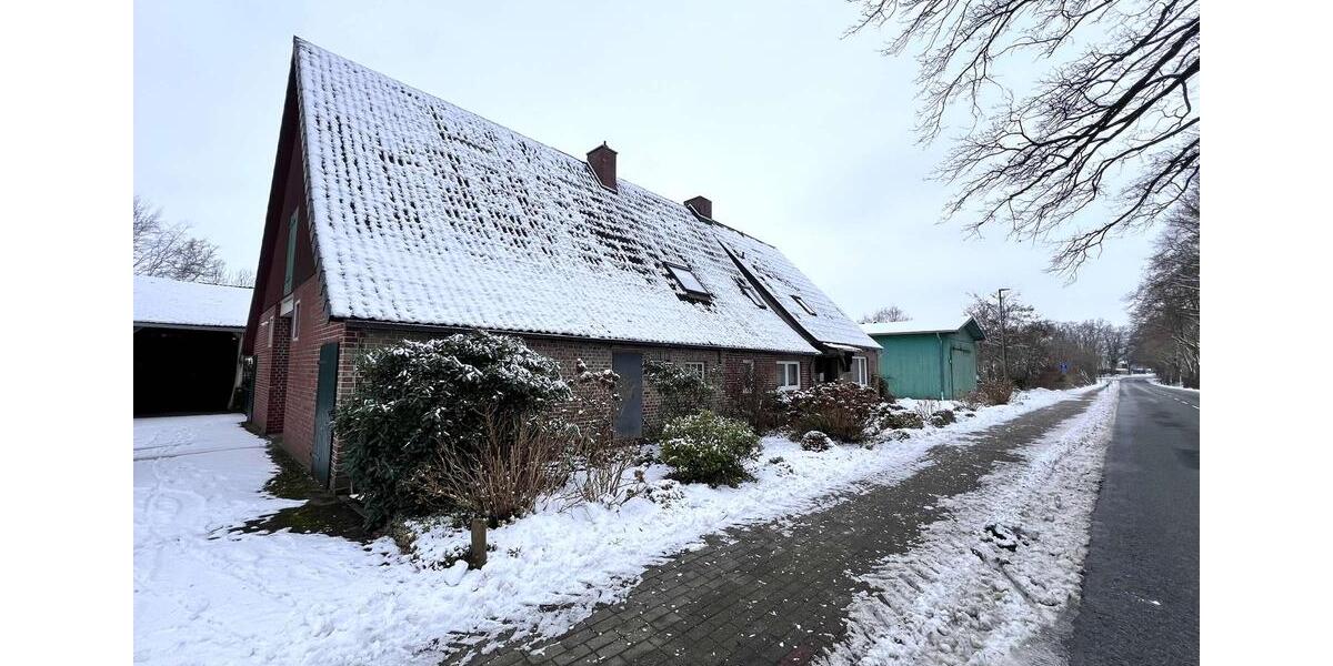 Dachgeschoßwohnung Fredenbeck - 4 Zimmer, 131 m&sup2;, 800&euro; | Angebot:24874603