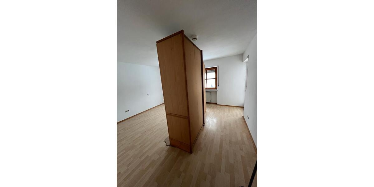 Etagenwohnung Regen - 2 Zimmer, 100 m&sup2;, 750&euro; | Angebot:24974935