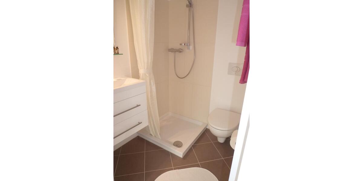 BESI Mi 14.1. Haus am Waldrand Berlins, gr. Garten, 2.Wohngebäude 4 zimmer