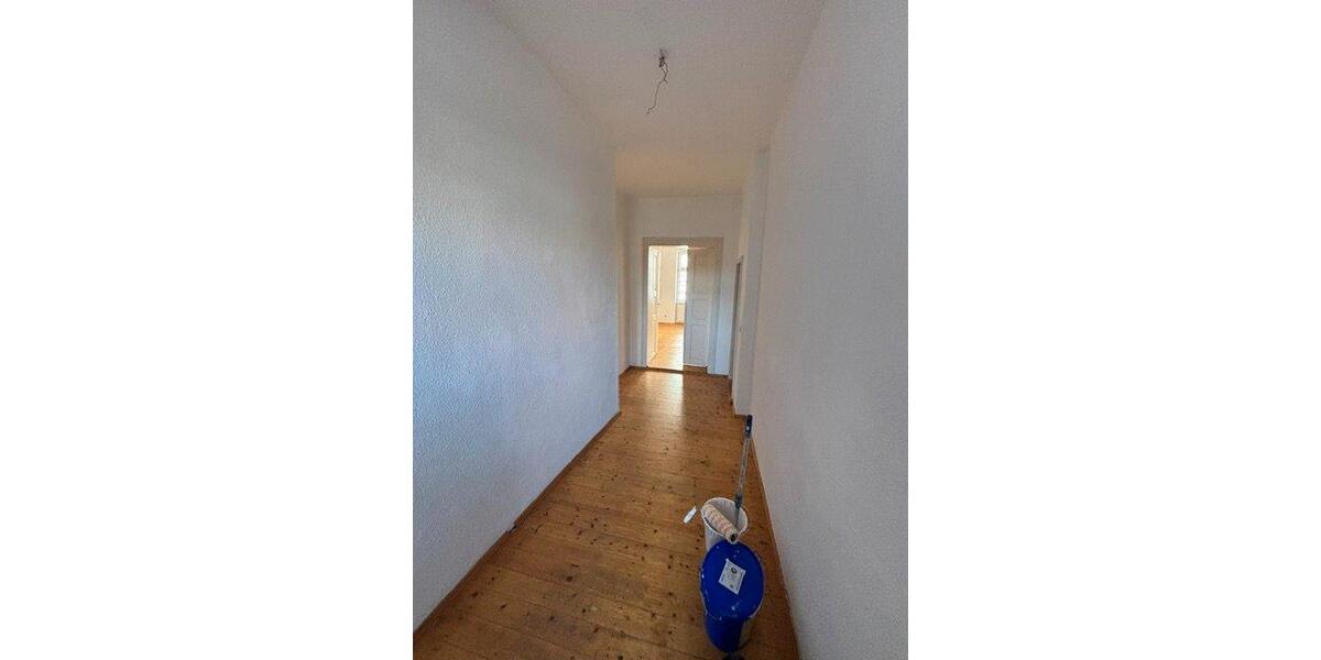 Etagenwohnung Freiberg - 1 Zimmer, 45 m&sup2;, 300&euro; | Angebot:26534412