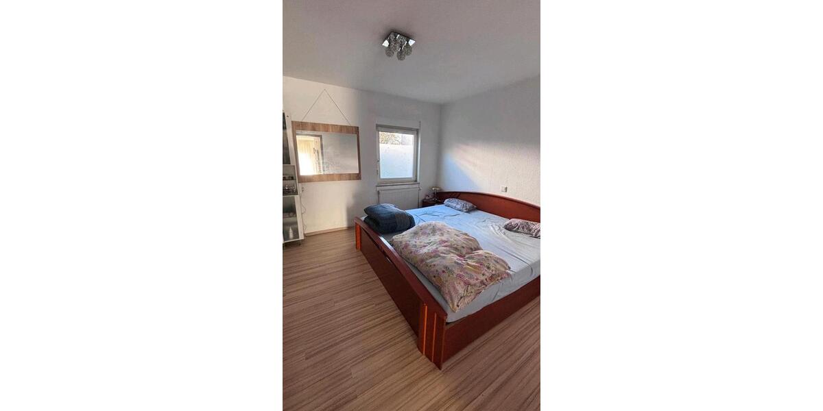 Erdgeschoßwohnung Homburg - 2.5 Zimmer, 55 m&sup2;, 680&euro; | Angebot:25619771
