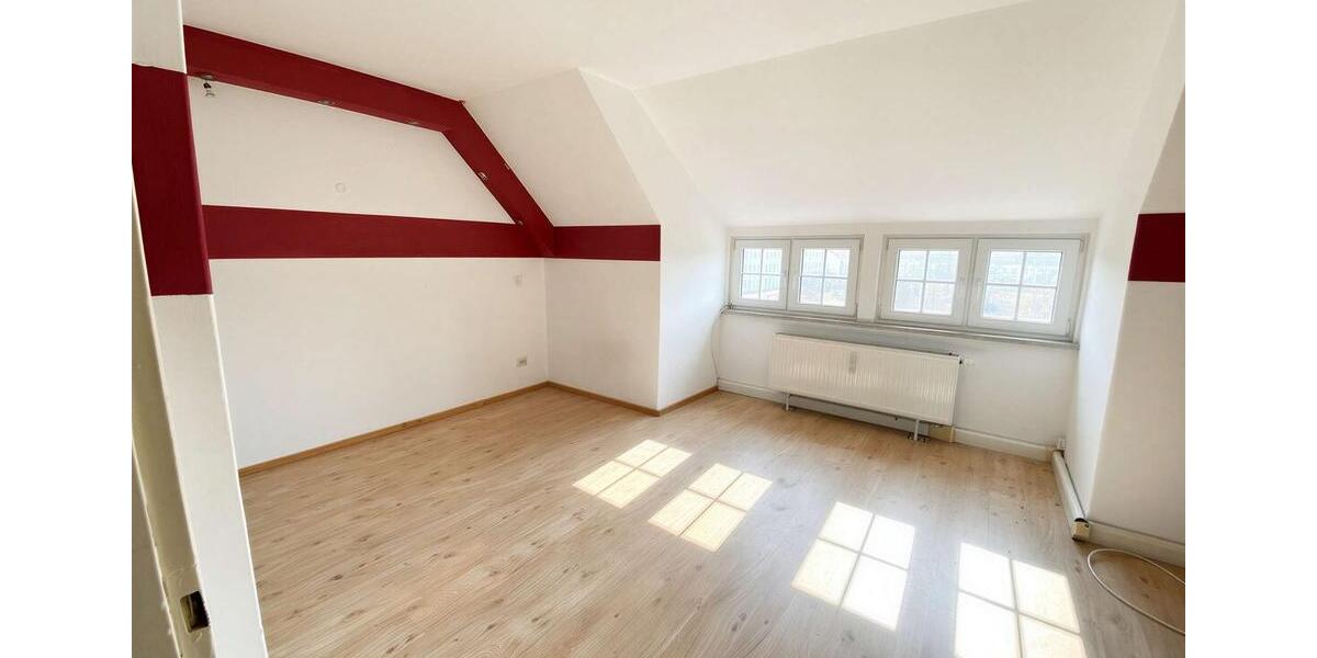 Etagenwohnung Forst (Lausitz) - 2 Zimmer, 50 m&sup2;, 243&euro; | Angebot:26279796