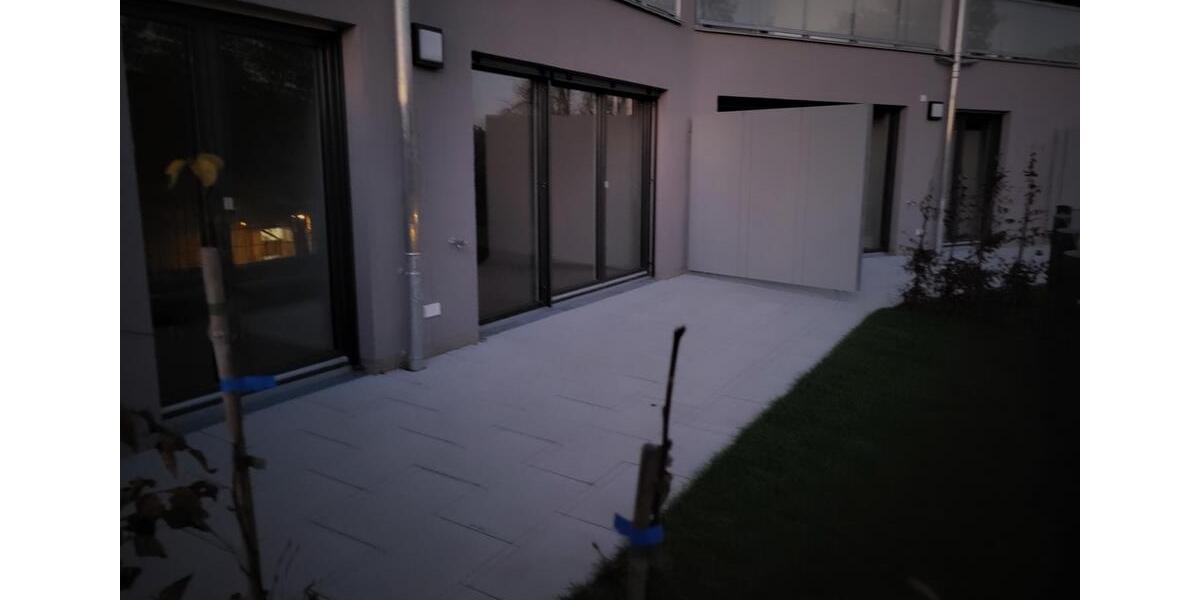 Etagenwohnung Schorndorf - 2 Zimmer, 74 m&sup2;, 980&euro; | Angebot:25047414