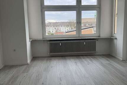 Wohnung zum Mieten in Duisburg 325 € 40 m² 1 zimmer
