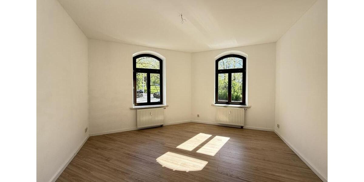 Erdgeschoßwohnung Plauen Bahnhofsvorstadt - 4 Zimmer, 110 m&sup2;, 605&euro; | Angebot:26533102
