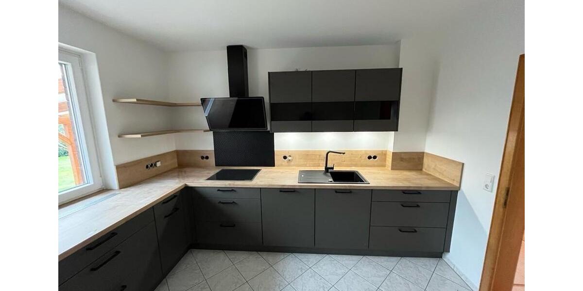 Erdgeschoßwohnung Bröckel - 4 Zimmer, 135 m&sup2;, 1.200&euro; | Angebot:24749760