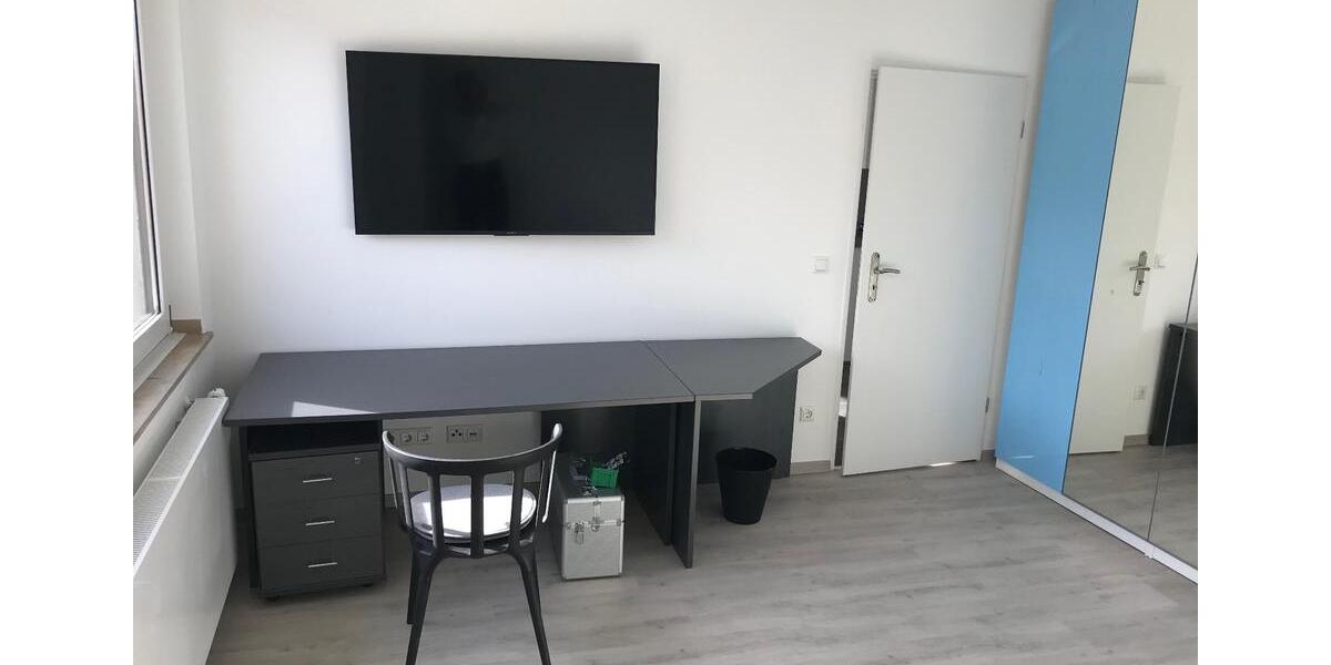 Wohnen auf Zeit Aachen Aachen-Mitte - 1 Zimmer, 84 m&sup2;, 625&euro; | Angebot:26104672
