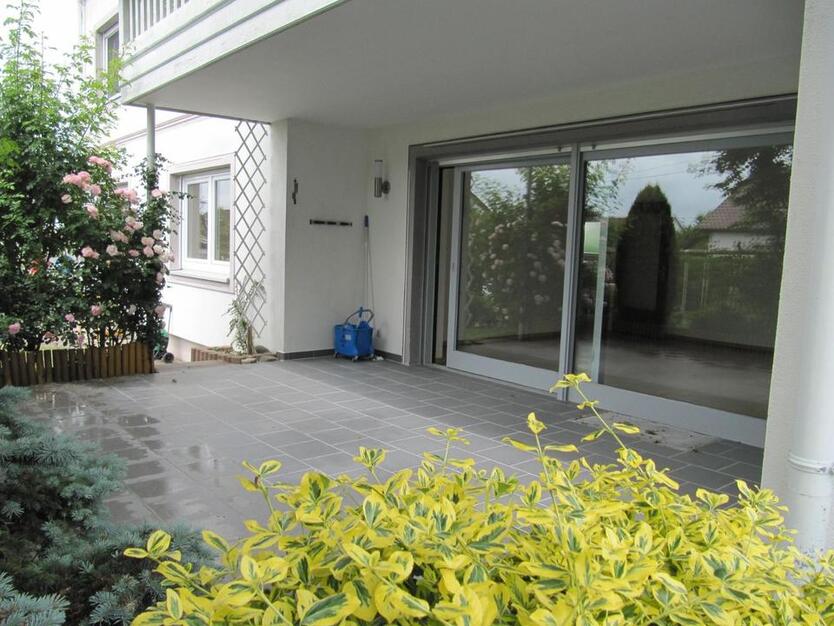 Traumhafte, sonnige 3,5-Zi.-EG-Wohnung mit wunderschöner Terrasse zimmer