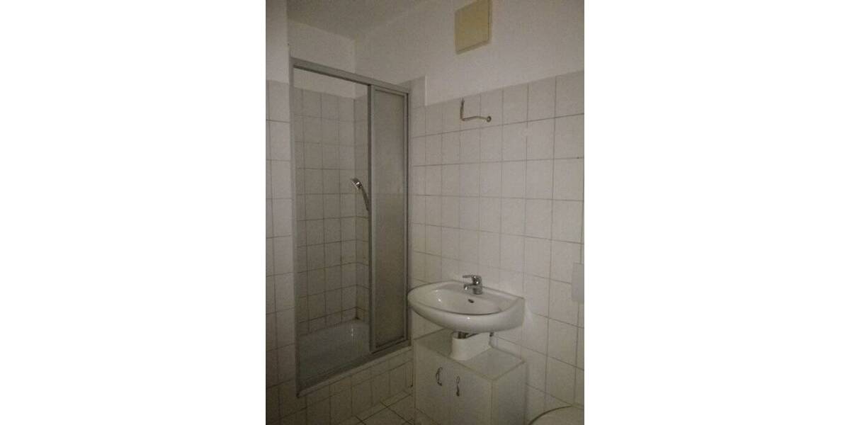 Etagenwohnung Altenburg - 3 Zimmer, 70 m&sup2;, 430&euro; | Angebot:24402003